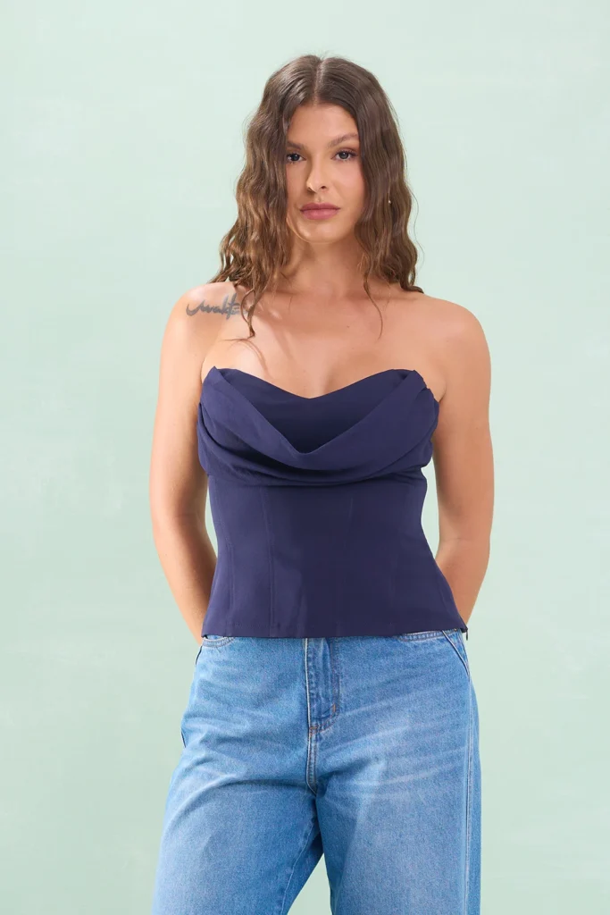 Blusa Sem Alça Com Drapeado No Decote Alfaiataria