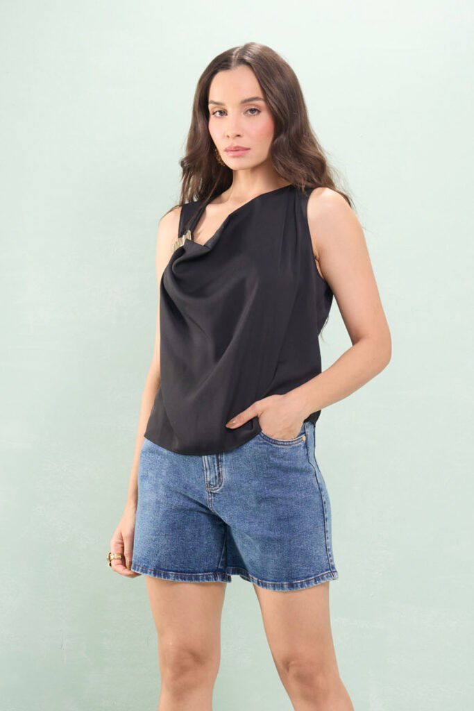 Blusa Sem Manga Degagê Com Fivela Crepe