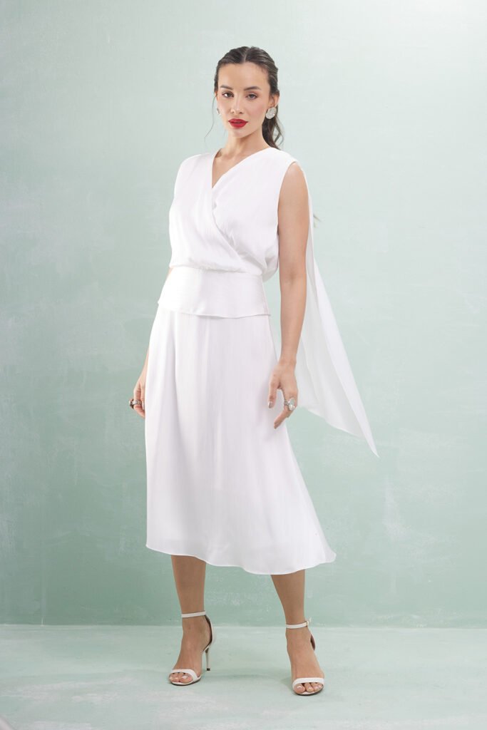 Vestido Midi Com Pala Na Cintura Cetim