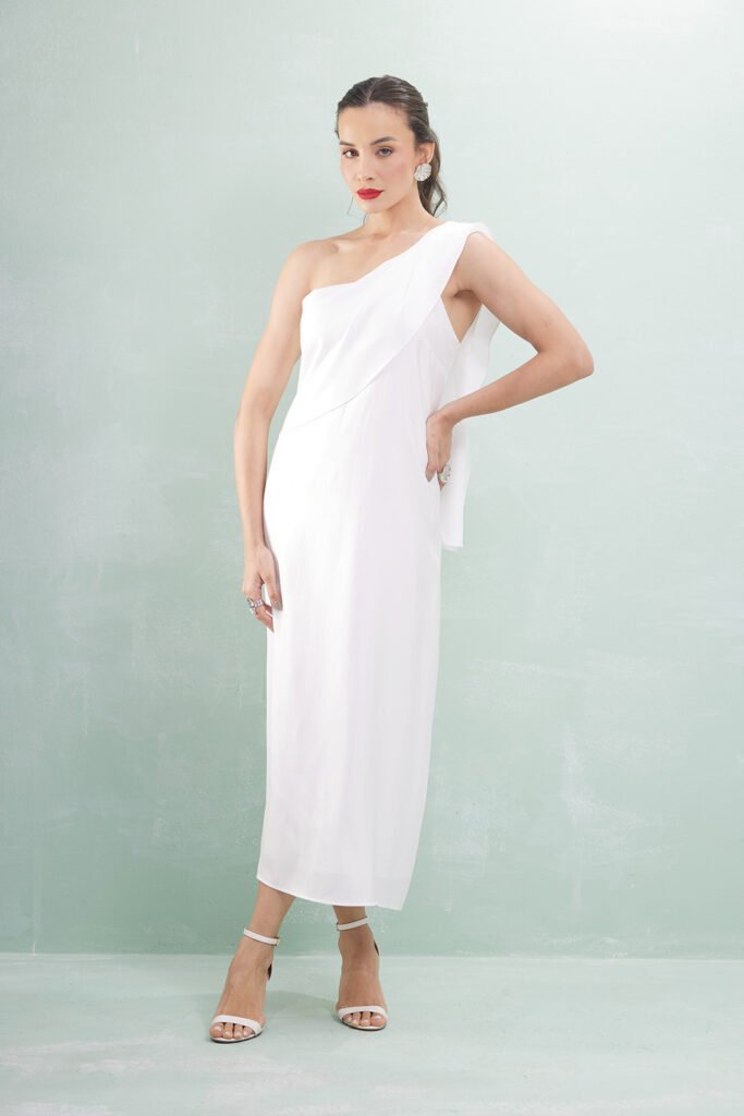 Vestido Midi Ombro Único Viscose Acetinada
