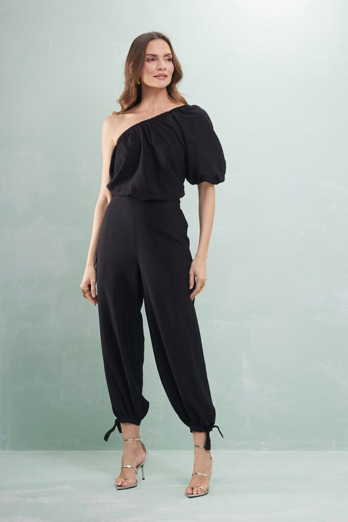 Calça Aladdin Com Laço Na Perna Viscose Acetinada