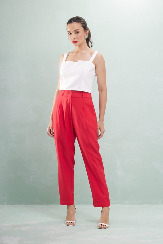 Calça Com Pregas Alfaiataria