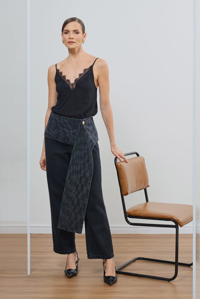 Calça Jeans Reta Five Pockets